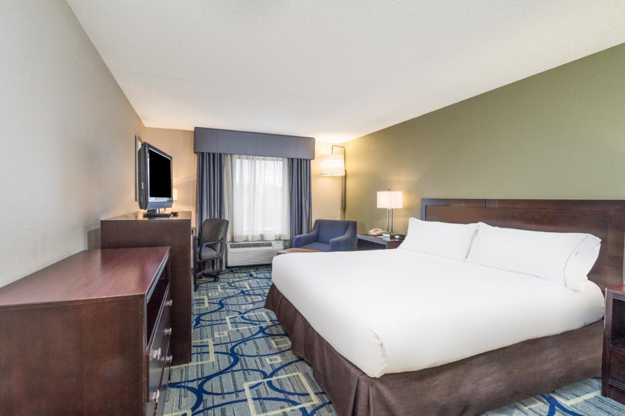Holiday Inn Express Hotel & Suites Easton By Ihg Exterior photo
